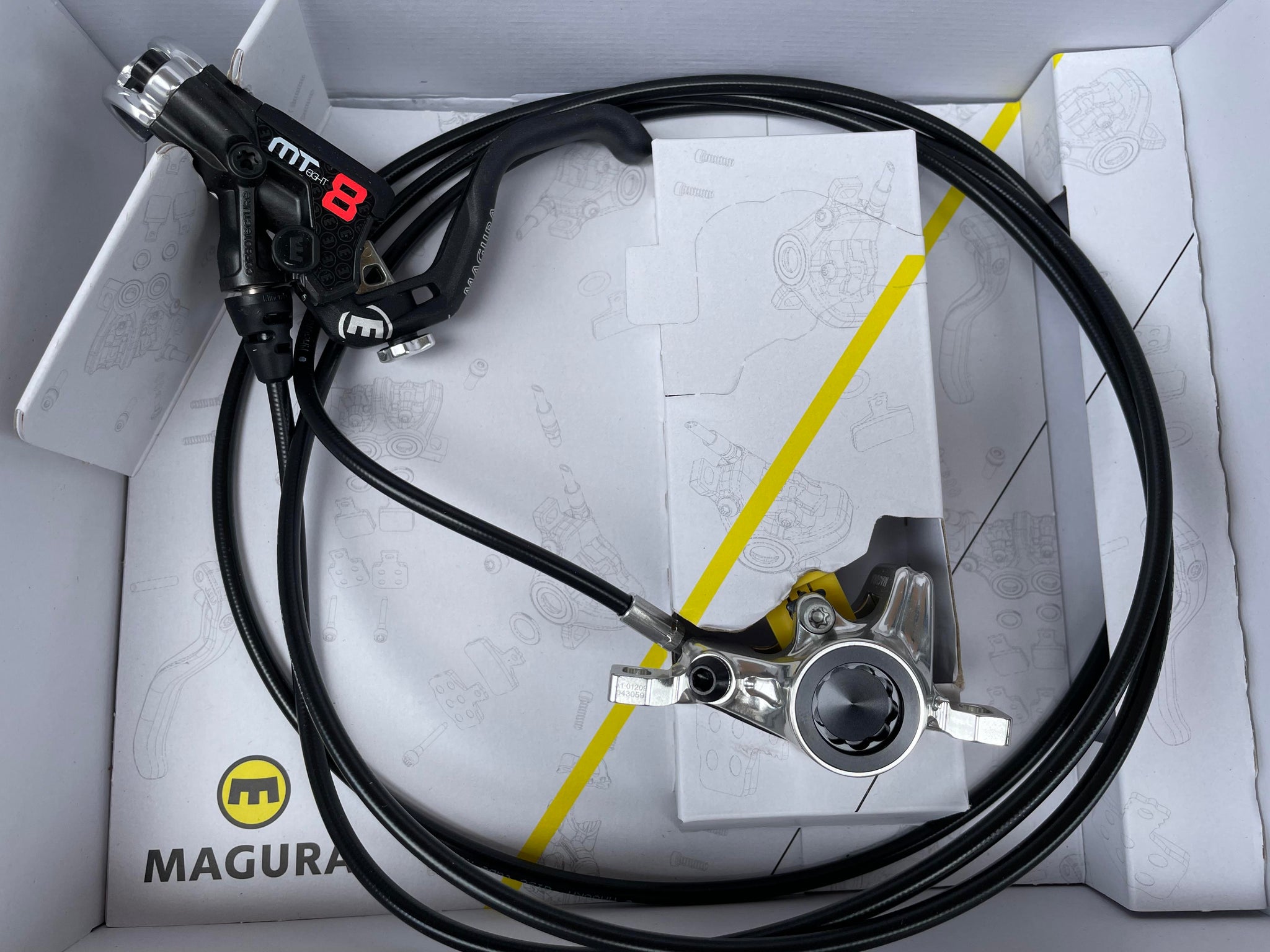 Magura mt8 pro vs best sale shimano xt